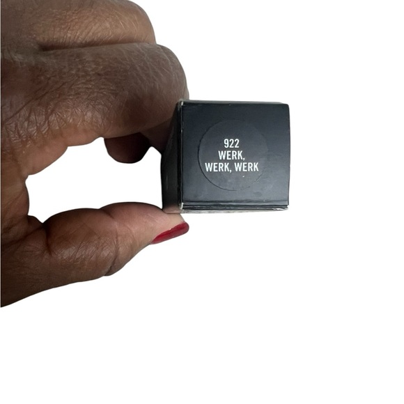 NWT Mac Cosmetics Lipstick - Werk, Werk, Werk - Picture 4 of 8